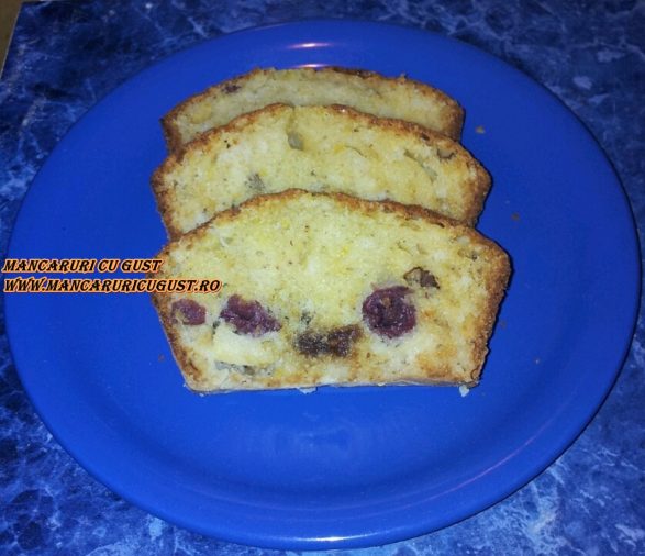 Chec cu nuci si visine reteta