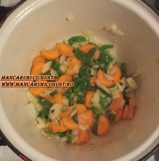 Sos ragu cu carne si capere