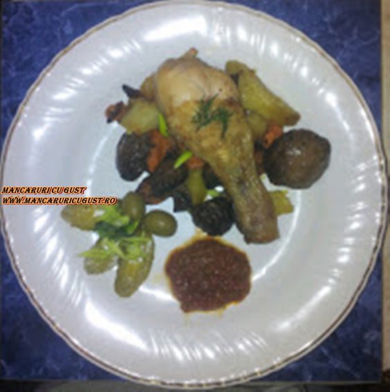 Cartofi la cuptor cu pui si ciuperci reteta