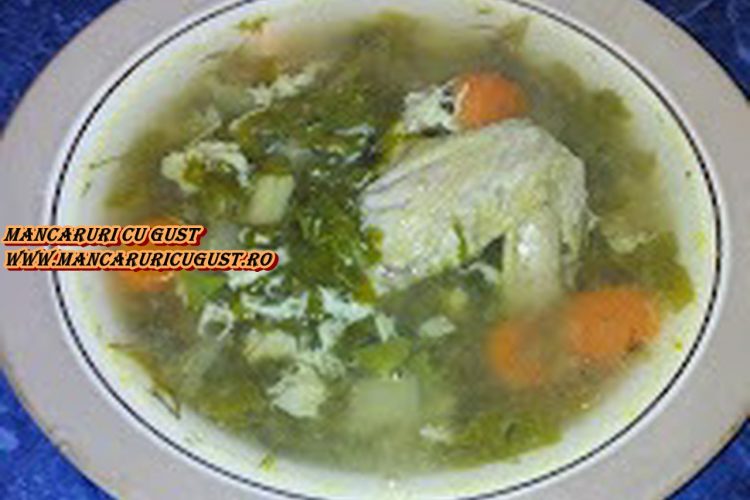 Ciorba de loboda cu pui si zdrente de ou