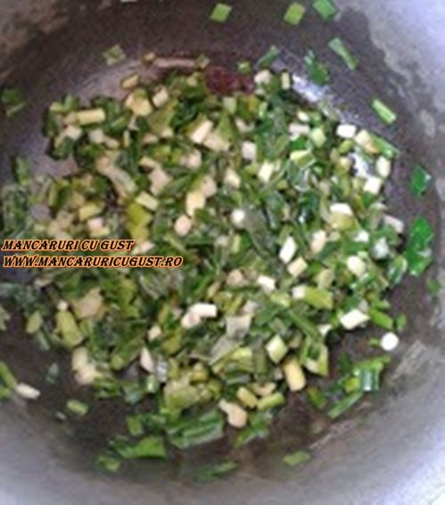 Tocana de ciocanele de pui