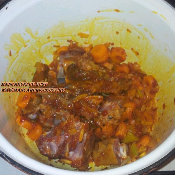 Varza calita cu afumatura