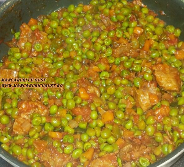 Mancare de mazare cu carne de vitel reteta