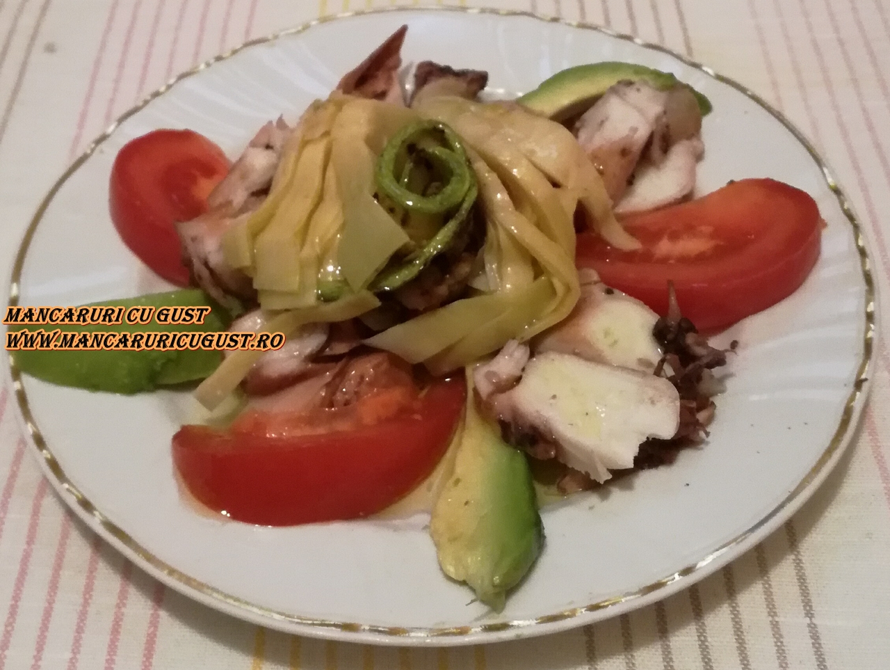 Salata de caracatita cu anghinare