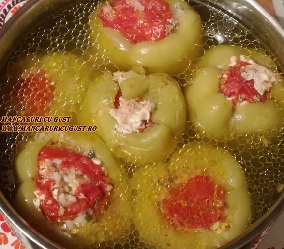 Ardei umpluti dietetici reteta