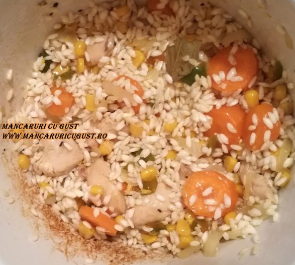 Reteta Pilaf cu curcan si ciuperci 