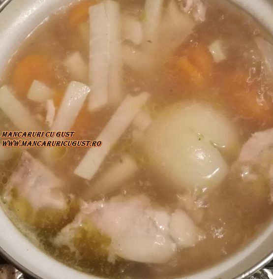 Ciorba de gulie cu carne