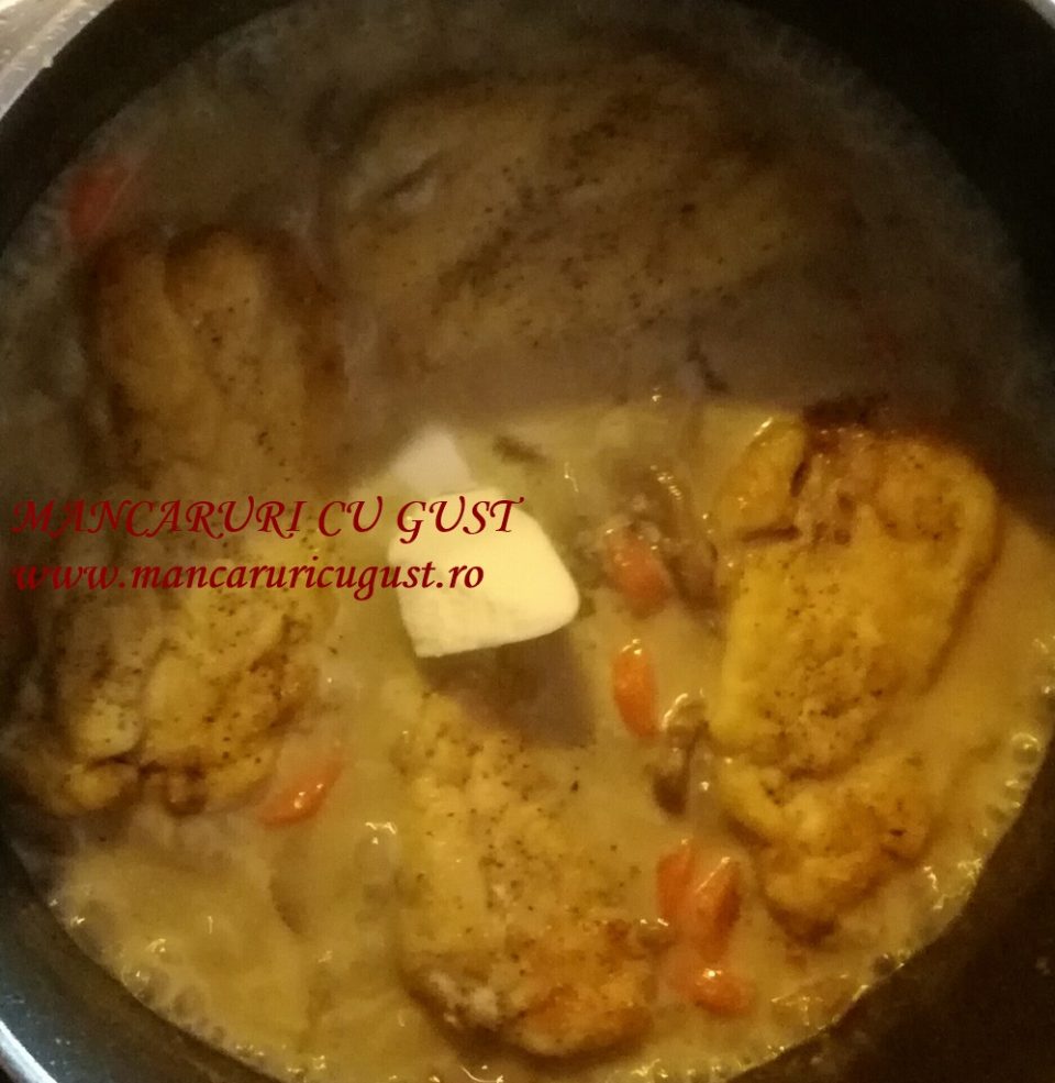 Escalop de pui cu ciuperci si smantana