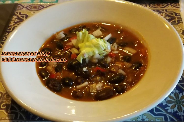 Iahnie de fasole neagra de post