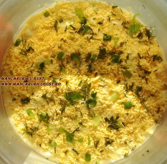 Salata Mimoza cu sardine si masline reteta