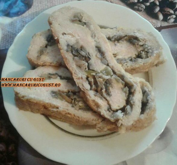 Rulada din piept de curcan reteta