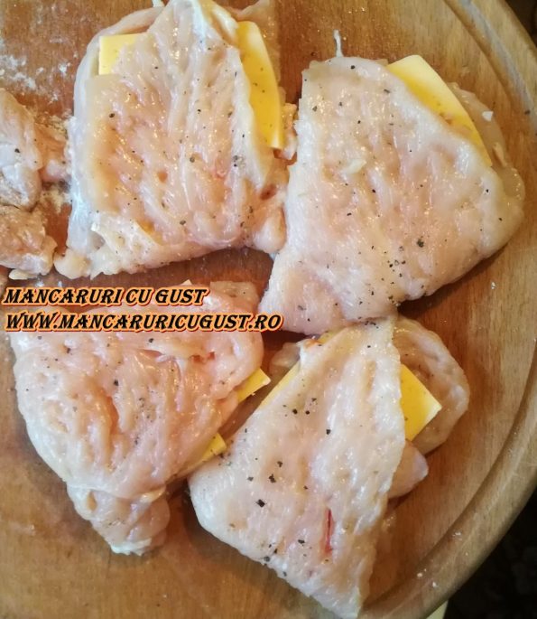 Reteta Cordon bleu cu sunca si cascaval
