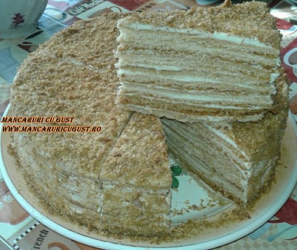 Reteta Tort Medovik cu miere