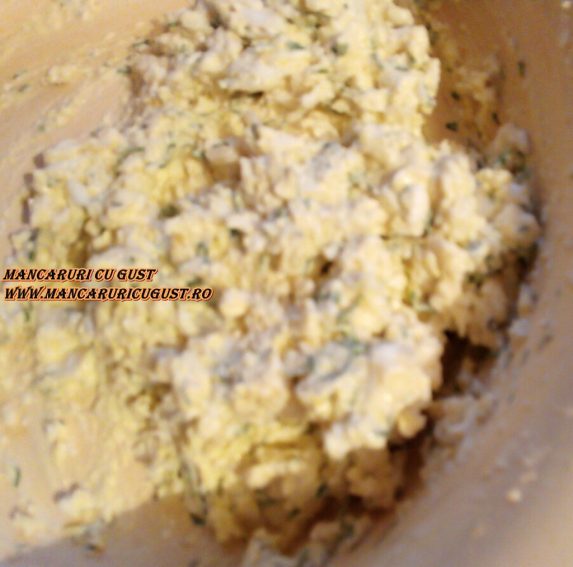 Aperitiv Cosulete cu branza topita