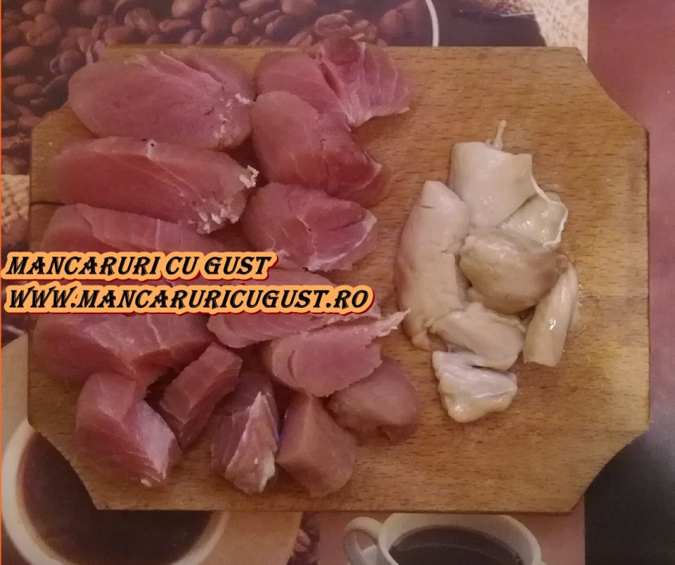 Ton rosu la tigaie cu legume