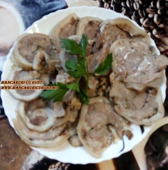 Rulada din Ciolan de Porc Reteta