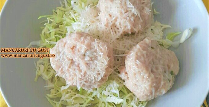 Canederli italienesti cu salata si parmezan