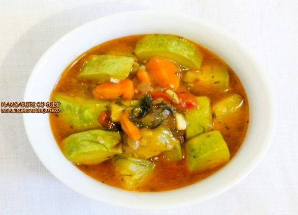 Tocanita de dovlecei de post reteta gustoasa si sanatoasa 