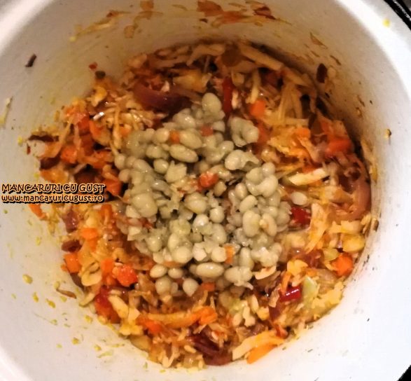 Varza calita cu fasole reteta de post