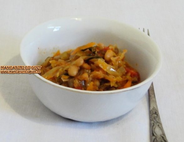 Varza calita cu fasole de post reteta usoara si gustoasa